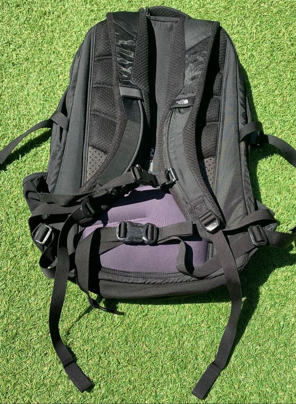 THE NORTH FACE Router Transit black School Work HIKE DAY Backpack Bag - Picture 10 of 12